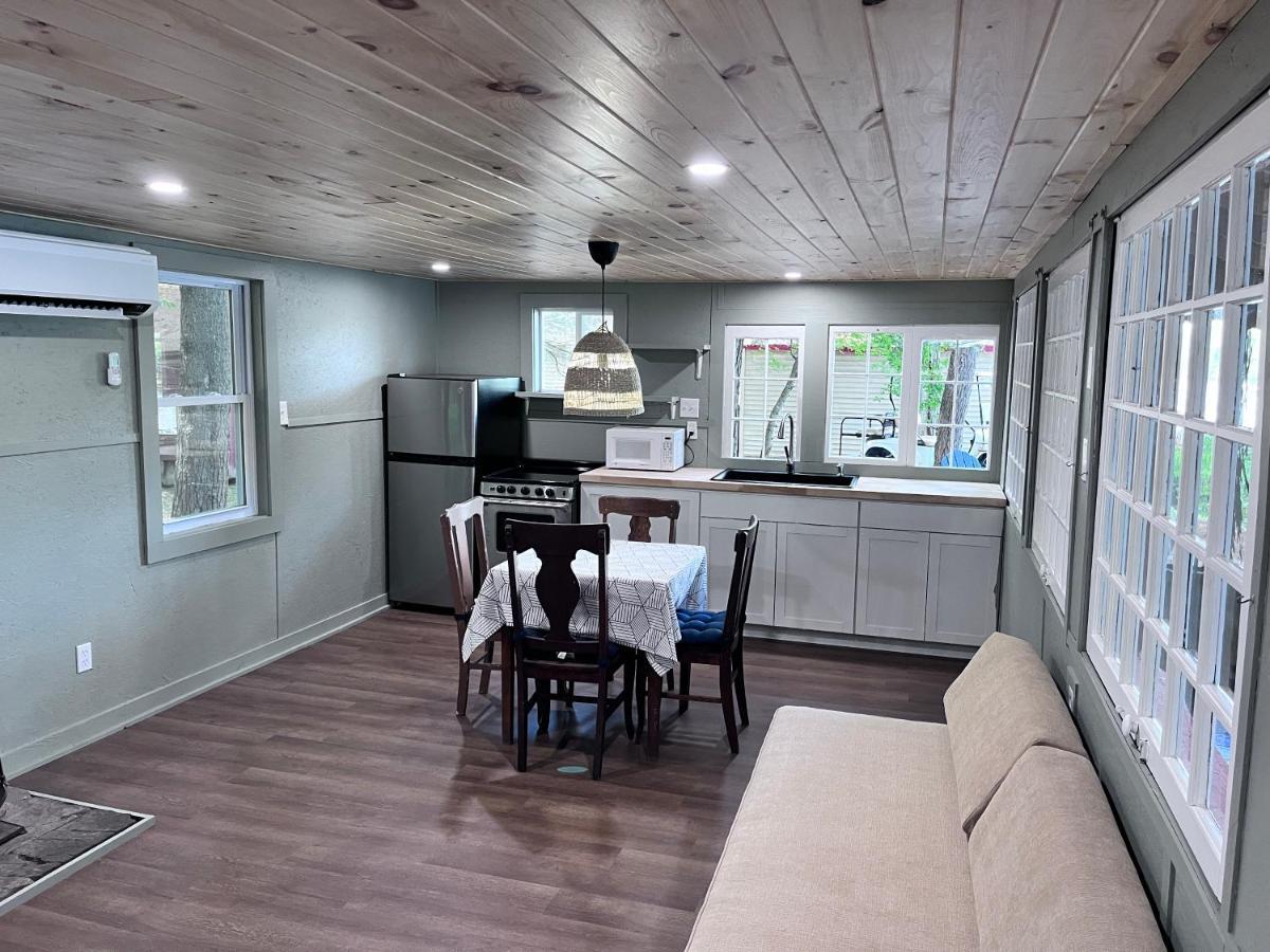 Villa Camp Hudson Pines Corinth Esterno foto